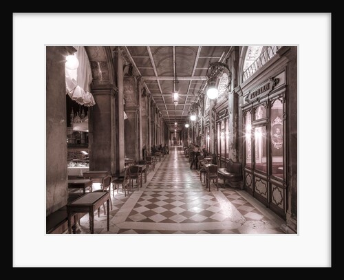 Cafe in Venice by Assaf Frank